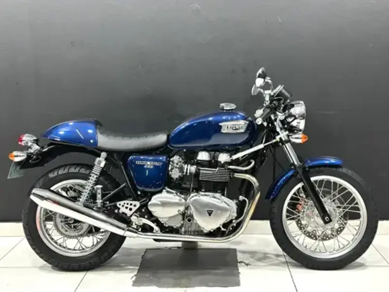 Thruxton 900 specs