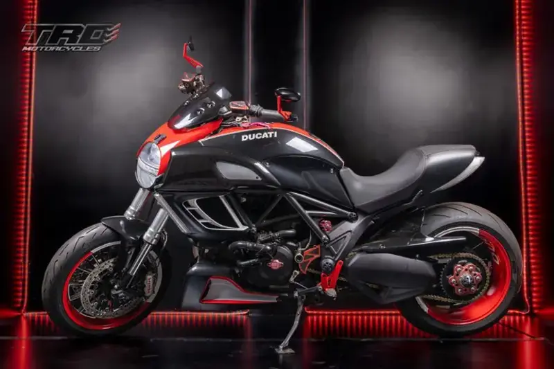 2011 Ducati Diavel