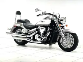Suzuki Boulevard C109R 2011 specs
