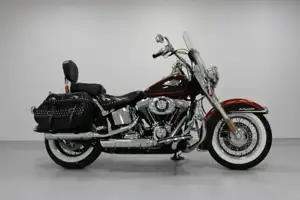 2013 Harley-Davidson Heritage Softail Classic specs