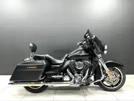 2013 Harley-Davidson Street Glide specs