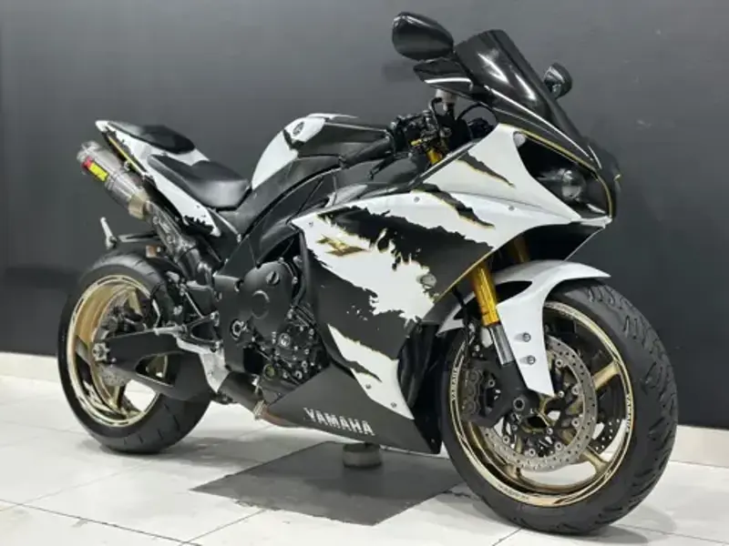 2013 Yamaha YZF-R1