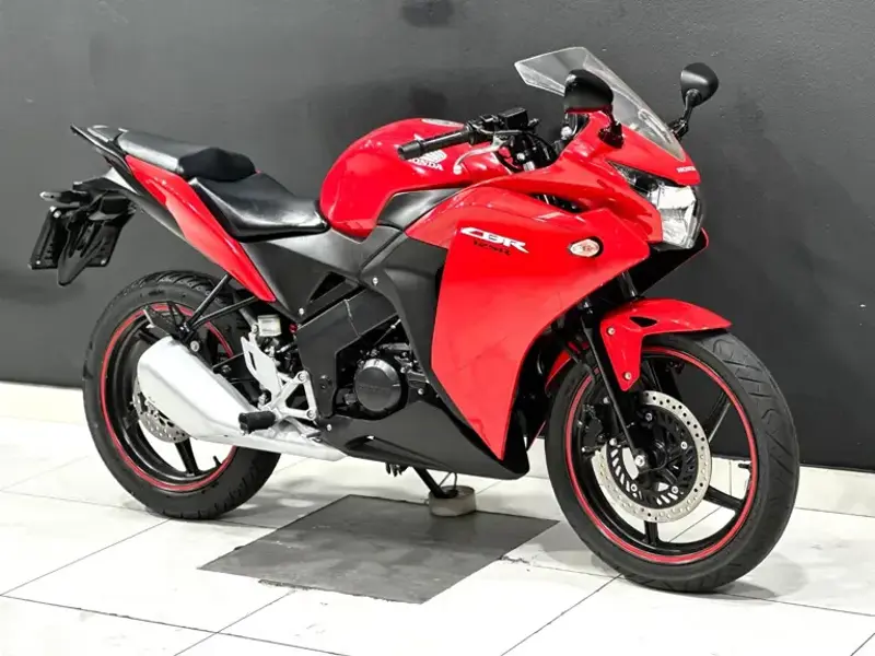 CBR 125R specs