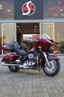 2015 Harley-Davidson CVO Road Glide Ultra specs
