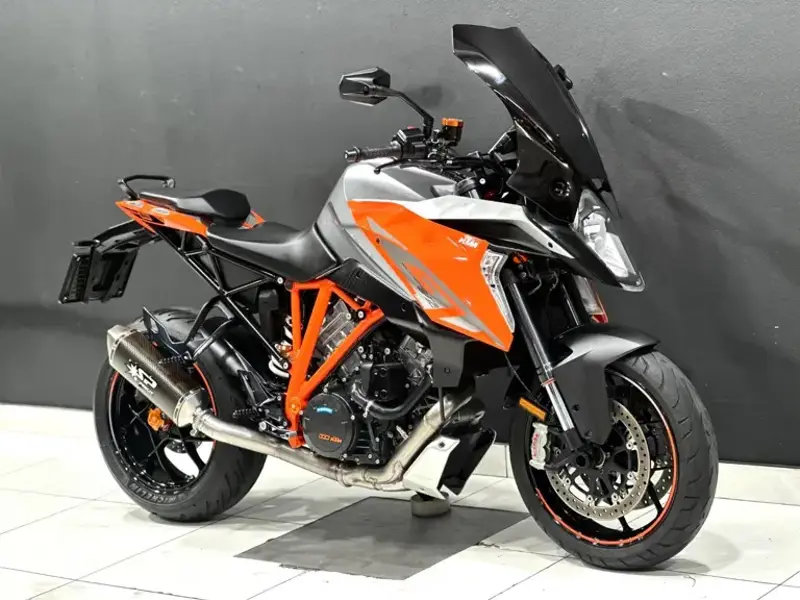 2017 KTM 1290 Super Duke GT