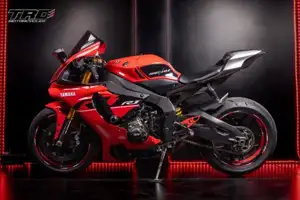 2018 Yamaha YZF 1000 R1 specs