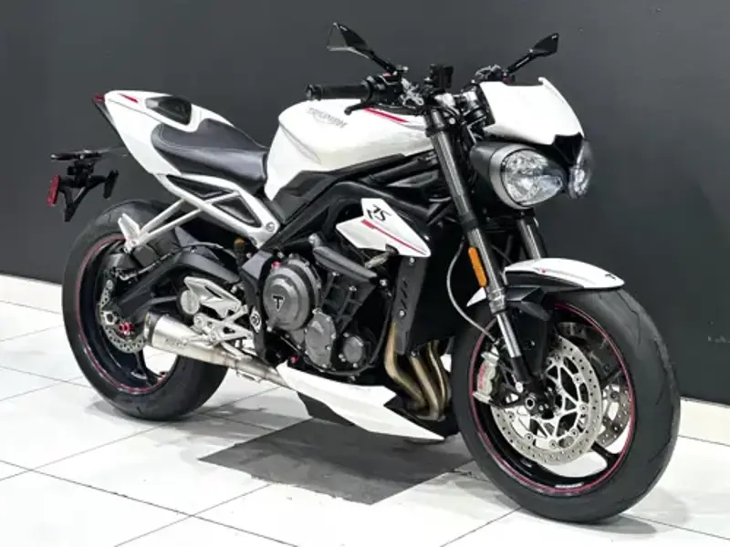 Street Triple 765RS specs
