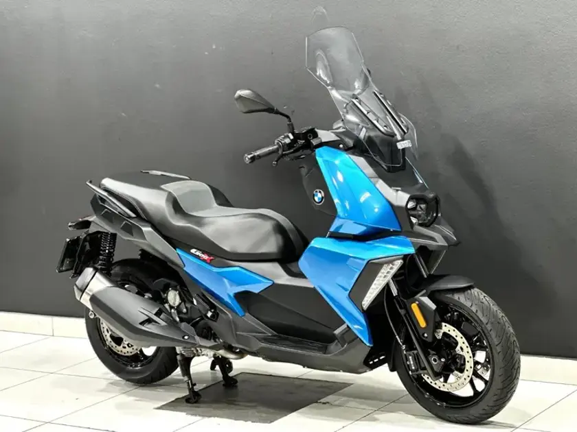C 400X specs