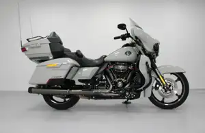 2020 Harley-Davidson CVO Limited specs