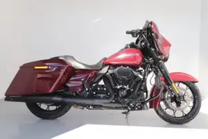 2020 Harley-Davidson Street Glide specs