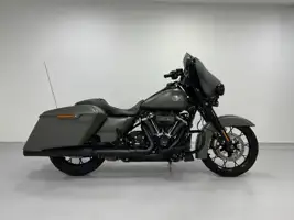 2021 Harley-Davidson Street Glide Special 114 specs