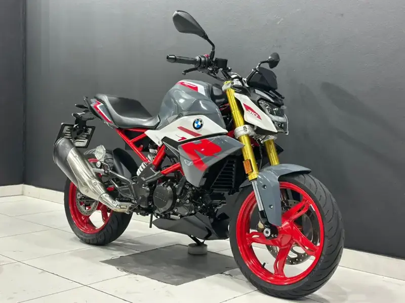 2022 BMW G 310R