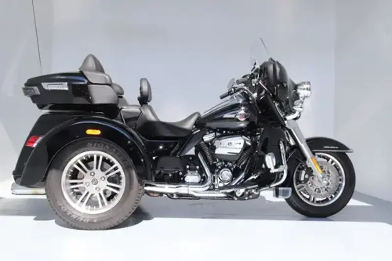 Tri Glide Ultra specs