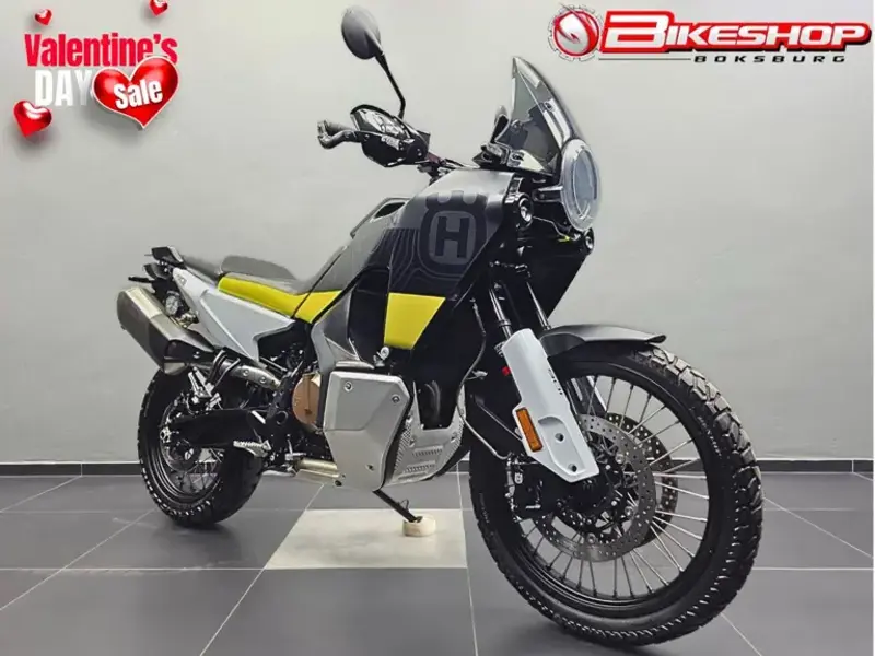 2022 Husqvarna Norden 901