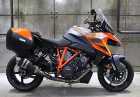 2022 KTM 1290 Super Duke GT specs