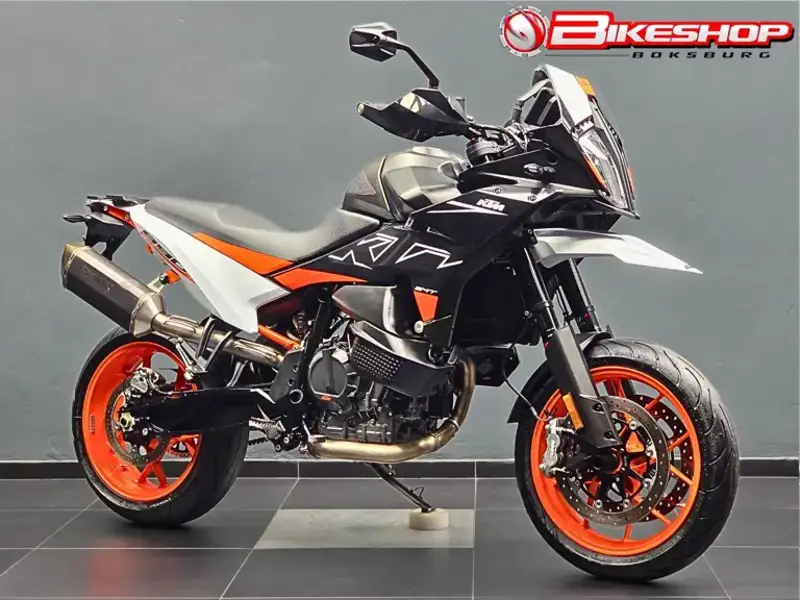2023 KTM 890 SMT