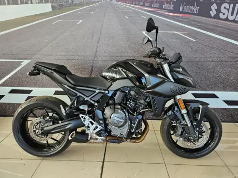 GSX-8S specs