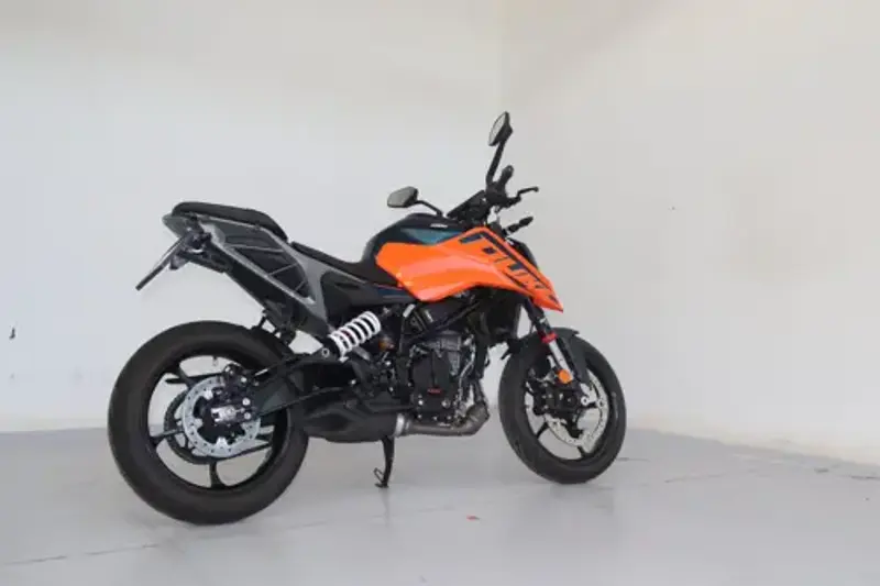 125 Duke specs