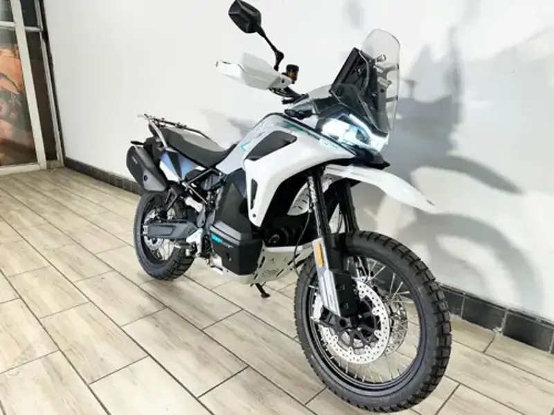 2026 CFMoto 1000 MT-X