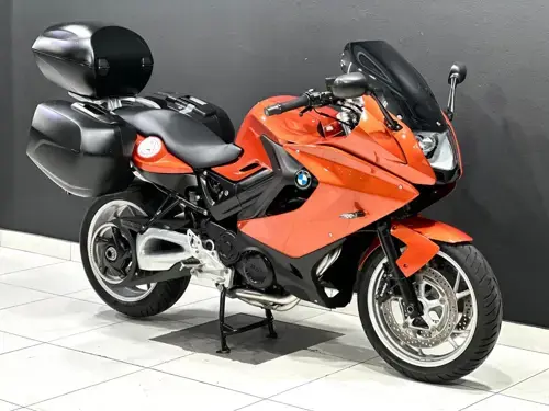BMW F 800GT 2013 specs