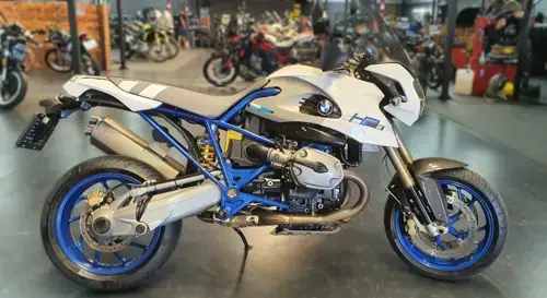 HP2 Megamoto specs
