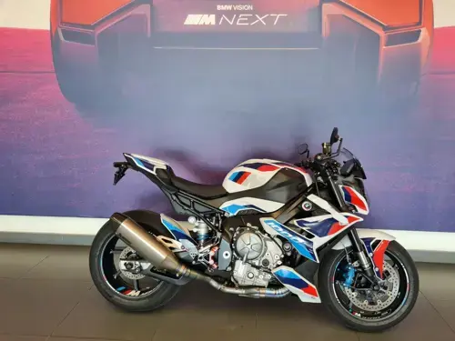 BMW M 1000R 2023 specs