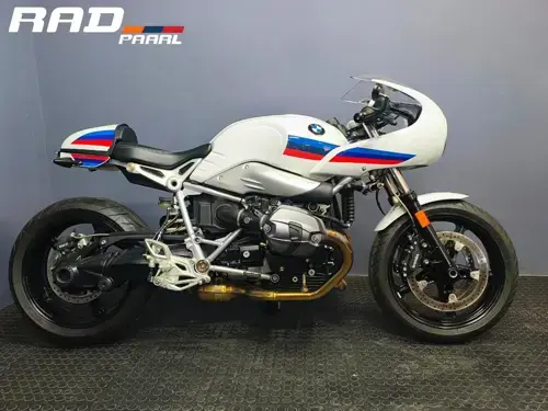2018 BMW R NineT Racer specs
