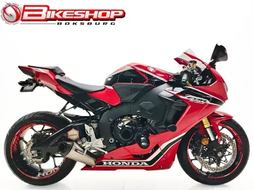 Honda CBR1000RR 2017 specs
