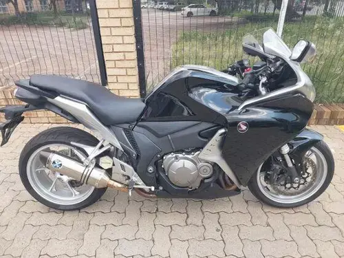 2011 Honda VFR 1200F specs