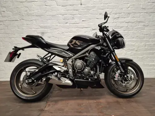 Street Triple RS specs