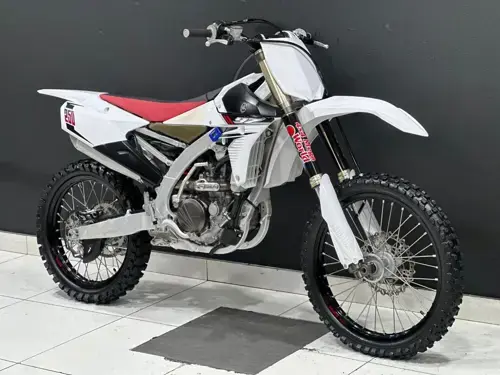 Yamaha YZ250F 2015 specs